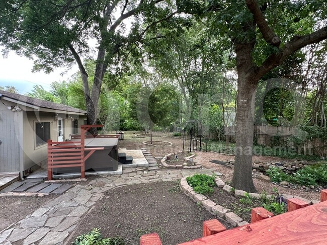property at 4717 Staples Ave