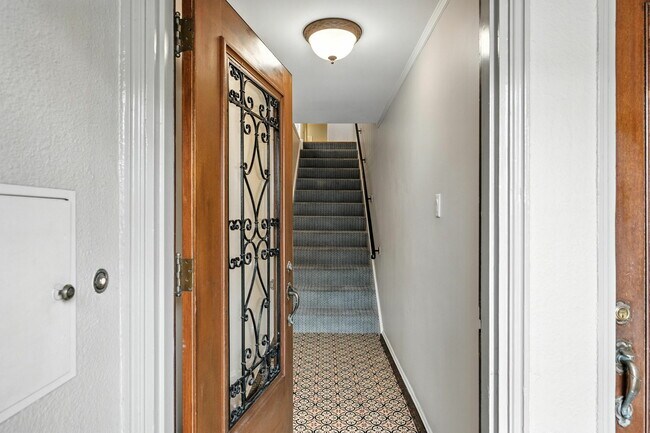 2129 Bay St in San Francisco, CA - Building Photo - Building Photo