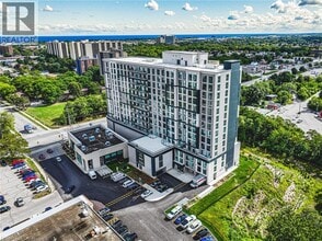 870 Queenston Rd in Hamilton, ON - Building Photo - Building Photo