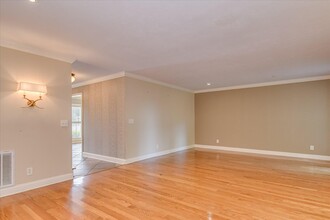 2001 Summer Ridge Dr in Augusta, GA - Building Photo - Building Photo