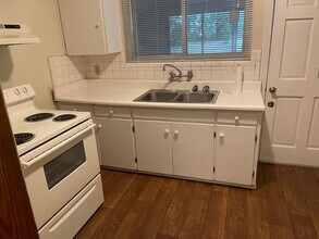 825-827 Ingleside Ave in Tallahassee, FL - Building Photo - Building Photo
