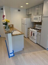 4322 Matilija Ave in Los Angeles, CA - Building Photo - Building Photo