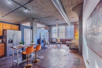 1511 Locust St in St. Louis, MO - Building Photo - Building Photo