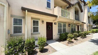 1647 Sweet Gum Pl in Chula Vista, CA - Building Photo