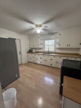 215 Richmond Ave in Mineral, VA - Building Photo - Building Photo