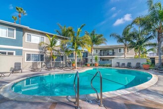 Park Avenue Apartments in Long Beach, CA - Building Photo - Building Photo