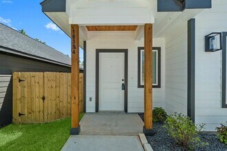 16394 Eastchase St in Montgomery, TX - Building Photo - Building Photo