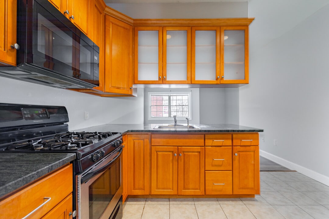 50 Garden St in Poughkeepsie, NY - Foto de edificio