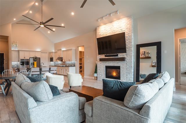 property at 3412 Meridian Dr