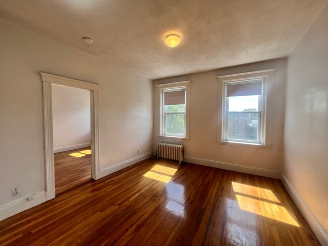 property at 9A Egremont Rd