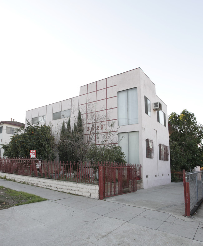 3522 Bellevue Ave in Los Angeles, CA - Foto de edificio - Building Photo