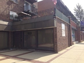 6333 N Milwaukee Ave in Chicago, IL - Building Photo - Building Photo