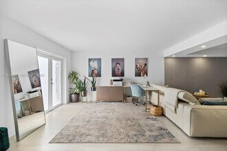 918 NE 26th Ave in Hallandale Beach, FL - Building Photo - Building Photo