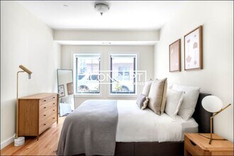 9 Miner St in Boston, MA - Foto de edificio - Building Photo