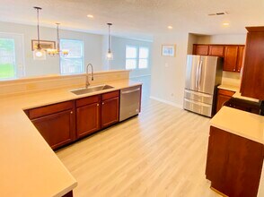 5843 Amber Ln in Indianapolis, IN - Building Photo - Building Photo