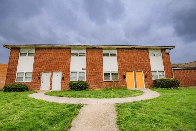 property at 3106 Clairpoint Ct