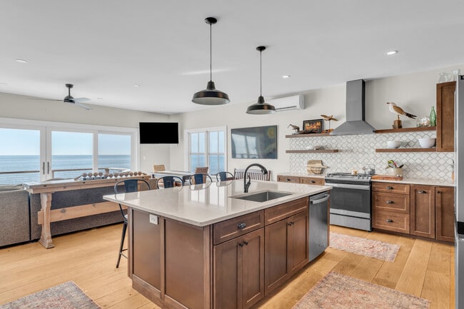 property at 49 Circle Beach Rd