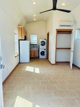 6619 SE Woodstock Blvd in Portland, OR - Building Photo - Building Photo