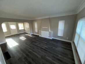 16546 Wisconsin St in Detroit, MI - Building Photo - Building Photo
