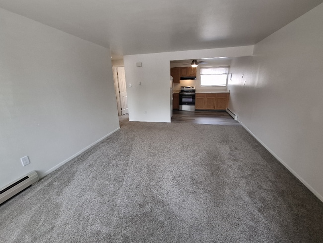 1072 Westmoreland Rd in Colorado Springs, CO - Building Photo - Building Photo