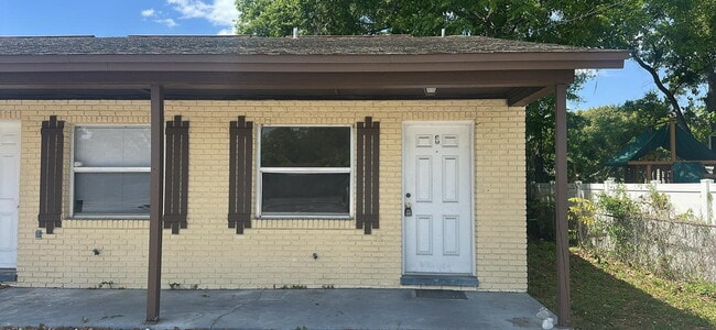 property at 995 Berkley Rd