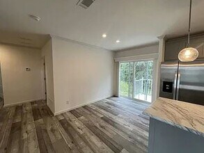 34873 Robins Song Rd in Zephyrhills, FL - Building Photo - Building Photo