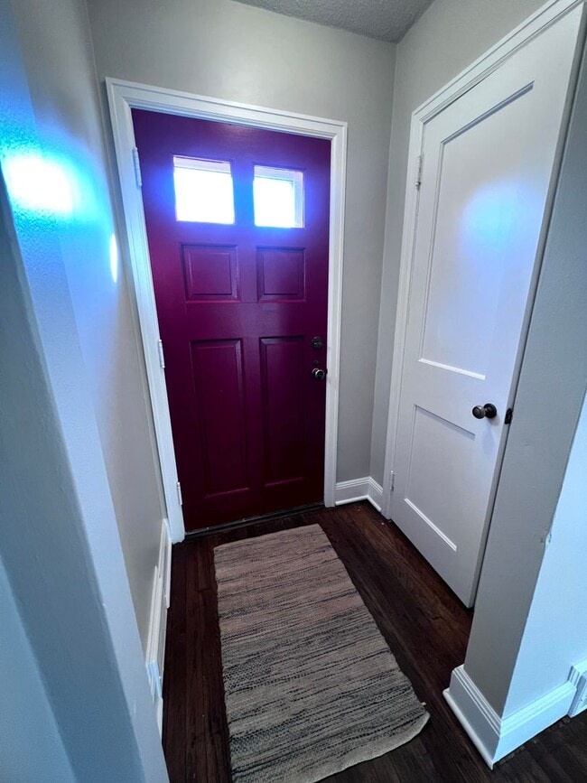 1819 Vermilion Rd in Duluth, MN - Building Photo - Building Photo