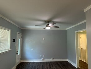 733 Monroe St in Clarksville, TN - Building Photo - Building Photo