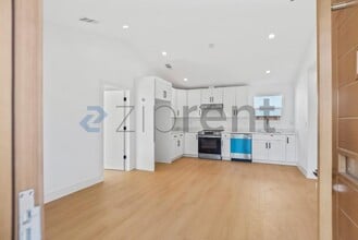 374 S 21st St in San Jose, CA - Building Photo - Building Photo