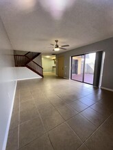 2221 22nd Way in West Palm Beach, FL - Building Photo - Building Photo