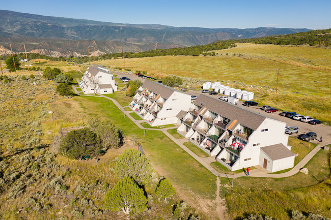 Auburn Ridge Apartments