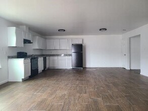 915 24th St in San Leon, TX - Building Photo - Building Photo