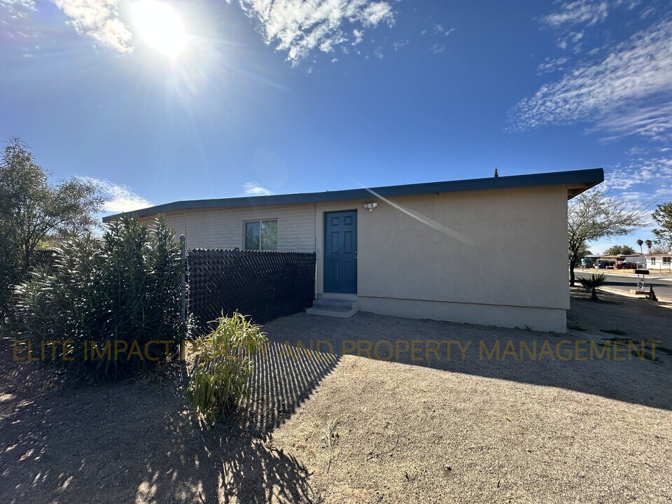 7750 E Winnepeg Dr in Tucson, AZ - Building Photo