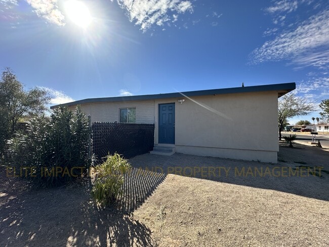 property at 7750 E Winnepeg Dr