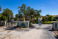 Oak Water in Kissimmee, FL - Foto de edificio - Building Photo