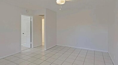 9258 Green Meadows Way in Palm Beach Gardens, FL - Building Photo - Building Photo