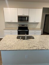 1703 Chianti Pass in Canyon Lake, TX - Building Photo - Building Photo