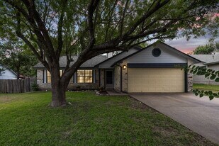 1705 Laurel Path in Round Rock, TX - Building Photo