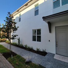 8978 Zevon Ct in Wellington, FL - Building Photo - Building Photo