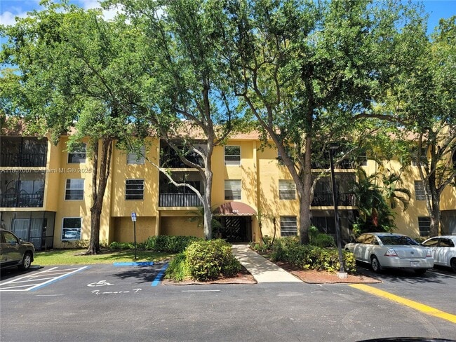 property at 470 NW 20th St