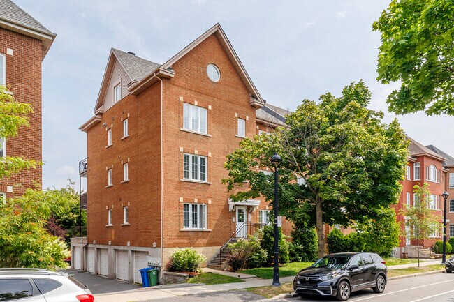 1737 Alexis-Nihon Boul in St. Laurent, QC - Building Photo - Building Photo