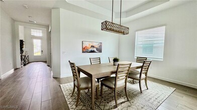 15048 Pinehurst in Punta Gorda, FL - Foto de edificio - Building Photo