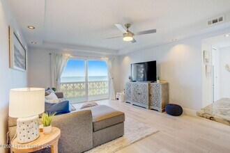 4800 Ocean Beach Blvd in Cocoa Beach, FL - Building Photo - Building Photo