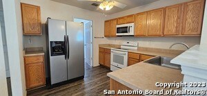 23923 Wimberly Oaks in San Antonio, TX - Building Photo - Building Photo