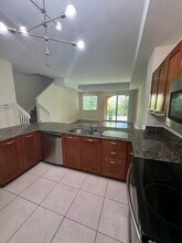 45 SE Sedona Cir in Stuart, FL - Foto de edificio - Building Photo