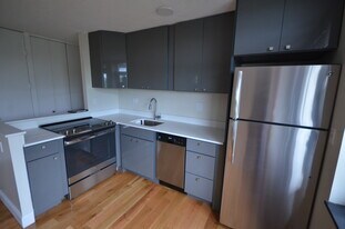 119 Trapelo Rd, Unit 37 in Belmont, MA - Building Photo