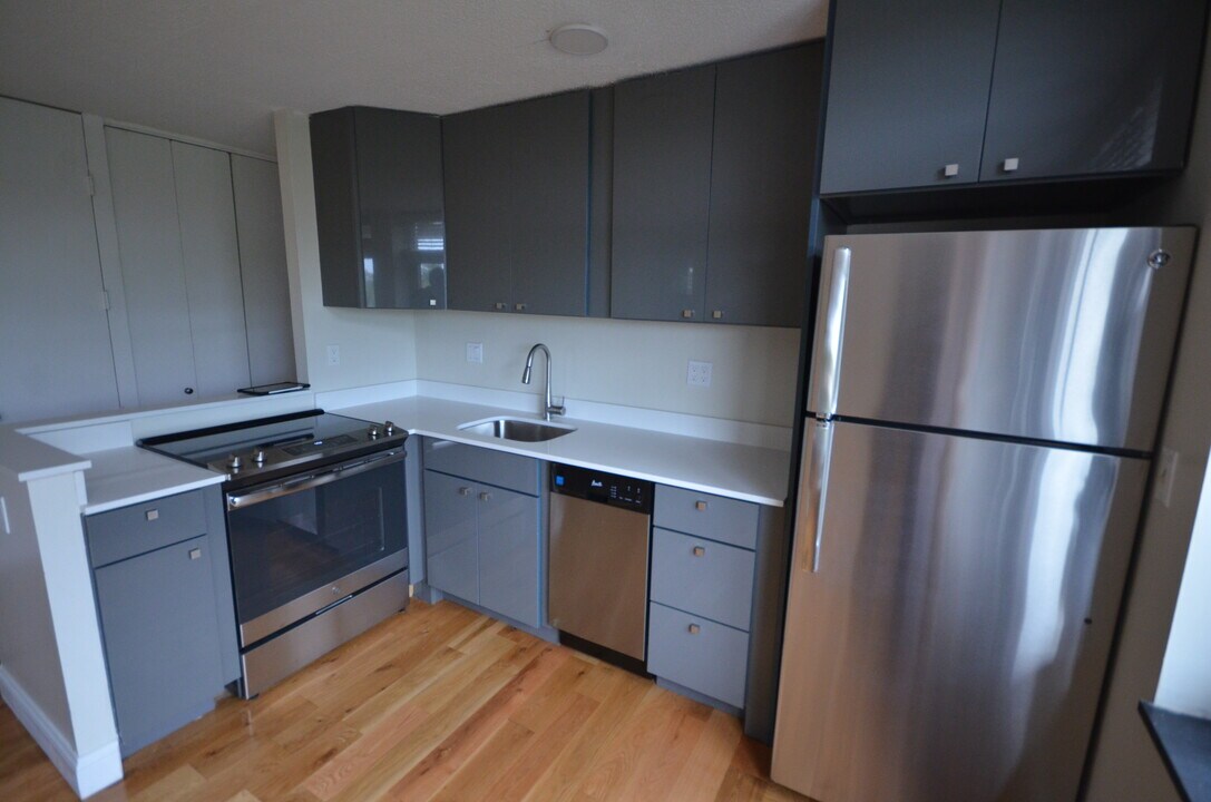 119 Trapelo Rd, Unit 37 in Belmont, MA - Building Photo