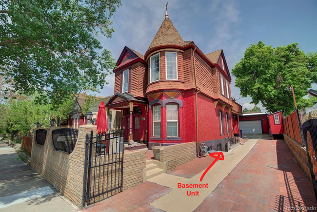 2918 N Marion St, Unit 4