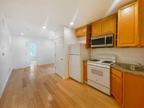 110 N 51st St in Philadelphia, PA - Building Photo - Building Photo
