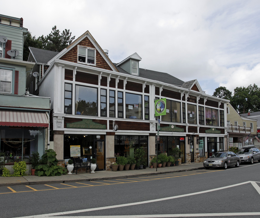 Mansion House in Boonton, NJ - Building Photo